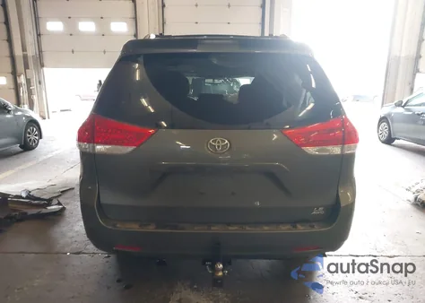 2011 Toyota Sienna Le from USA, damaged, VIN 5TDJK3DC8BS005628